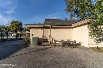 4131 University Blvd #5, Jacksonville, FL 32216