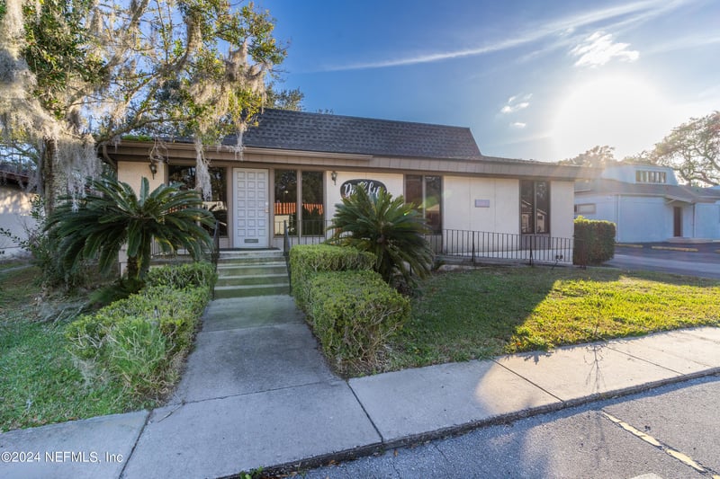 4131 University Blvd #5, Jacksonville, FL 32216