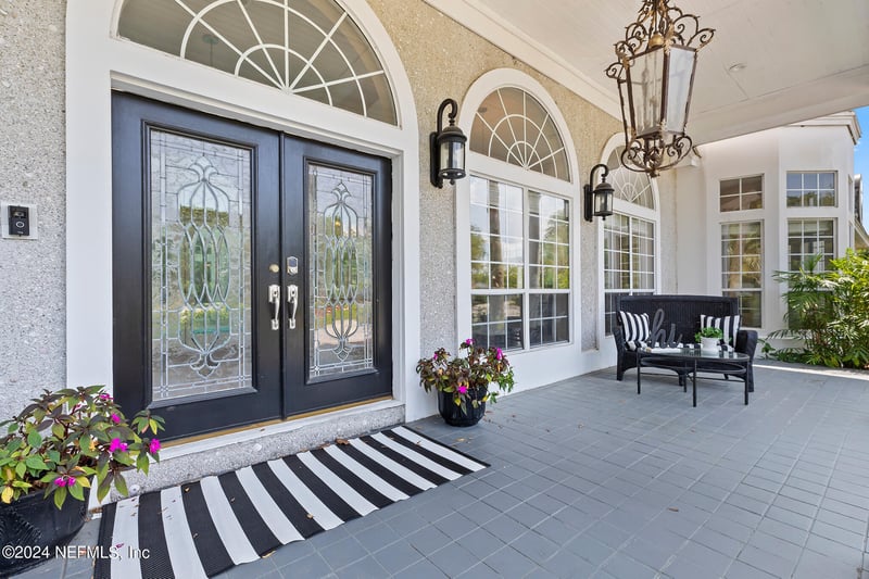 3809 Vickers Lake Dr, Jacksonville, FL 32224