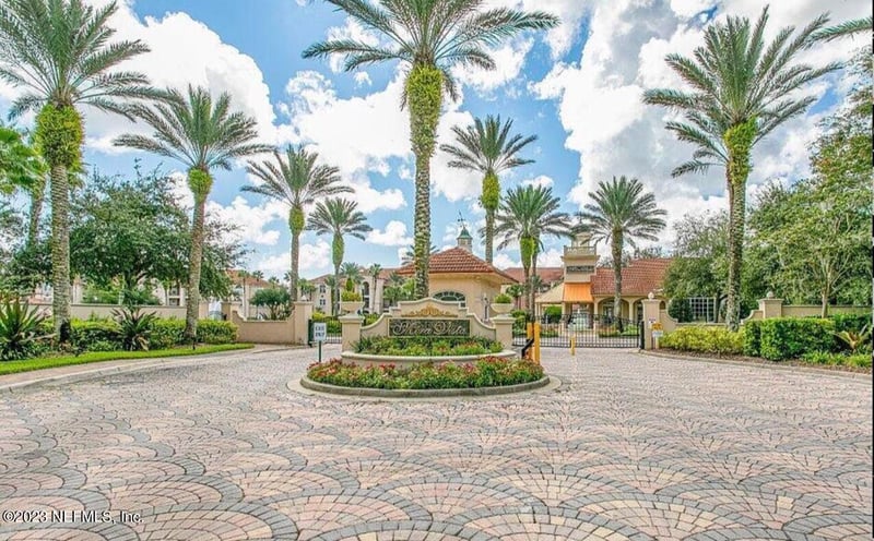 13846 Atlantic Blvd #203, Jacksonville, FL 32225