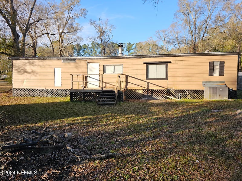 57945806 Woodlawn Cemetery Rd, Macclenny, FL 32063