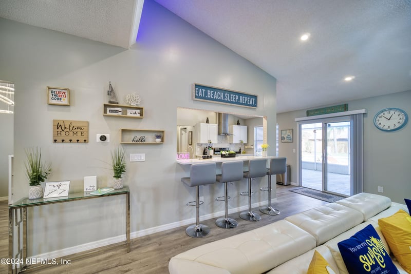 755 Sandlewood Dr, Orange Park, FL 32065