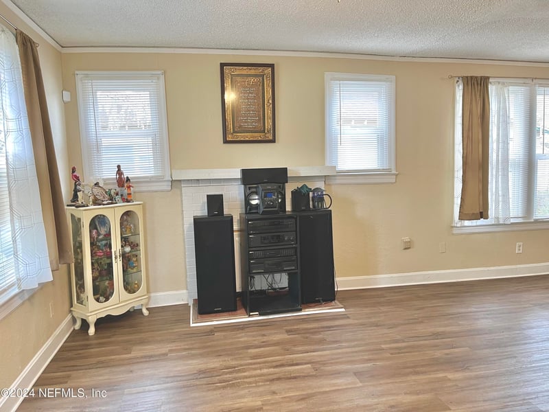 805 Mackinaw St, Jacksonville, FL 32254