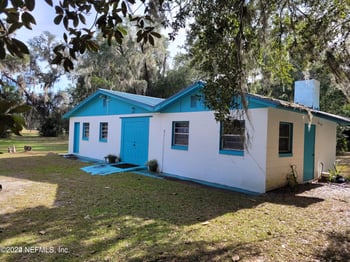 1011 Elm St, Welaka, FL 32193