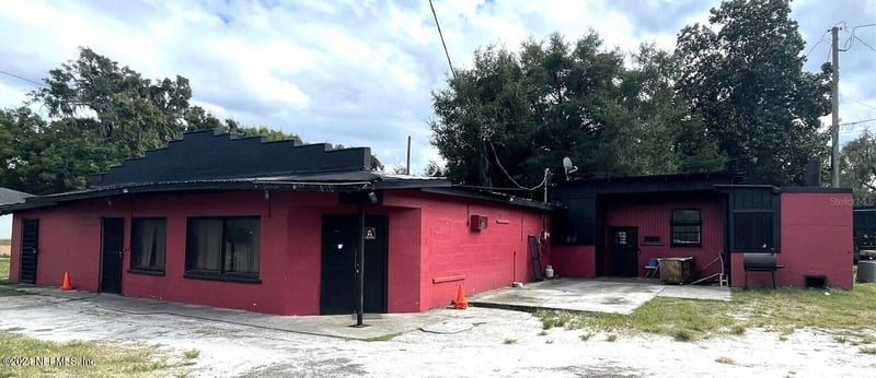 410 Beresford Ave, Deland, FL 32720