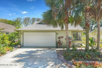 53 Bristol Ln, Palm Coast, FL 32137