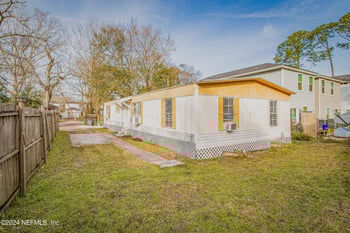 5419 Woodcrest Rd, Jacksonville, FL 32205