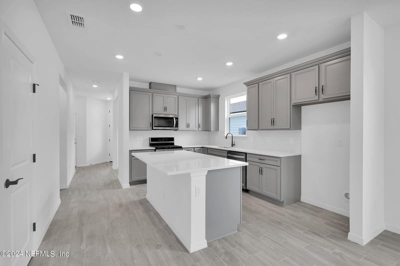 565 Continuum Loop, Yulee, FL 32097