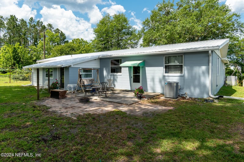 3257 Stratton Rd, Jacksonville, FL 32221