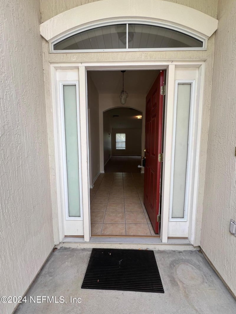 1450 Elsa Dr, Jacksonville, FL 32218