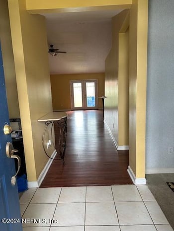 1733 Gallahadion Ct, Jacksonville, FL 32218