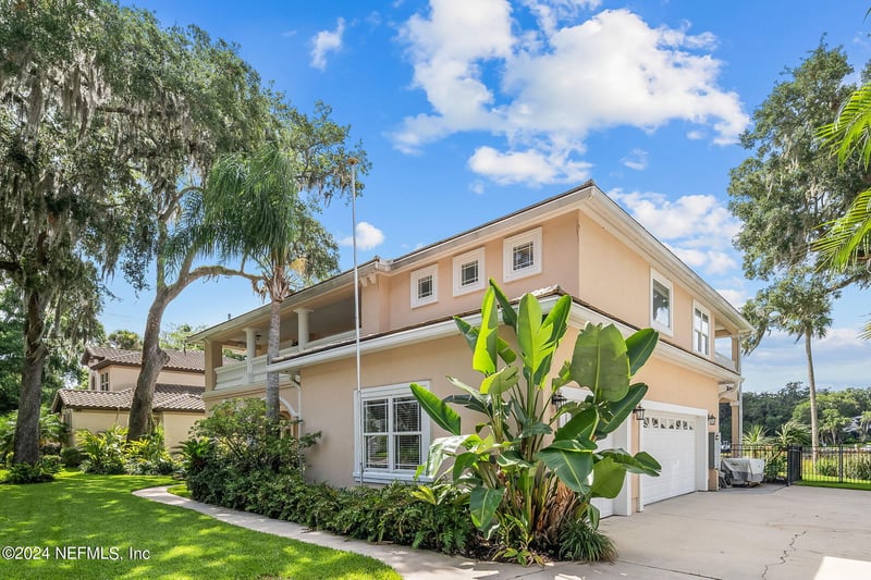 1940 Tara Ct, Neptune Beach, FL 32266