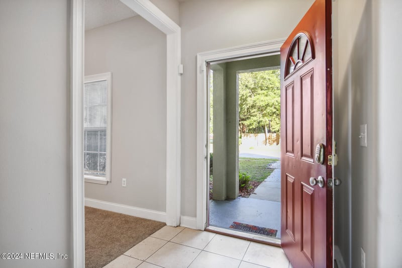 3678 Longleaf Forest Ln, Jacksonville, FL 32210