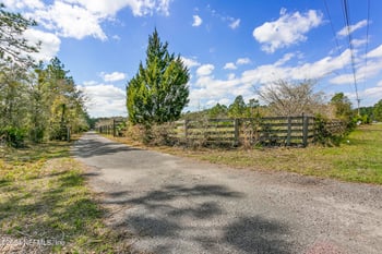 5465 County Road 218, Middleburg, FL 32068
