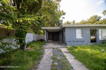 809 Maley St, Daytona Beach, FL 32114