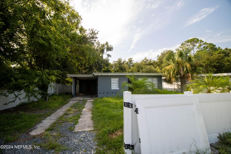 809 Maley St, Daytona Beach, FL 32114