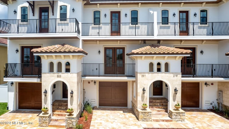 221 11th Ave, Jacksonville Beach, FL 32250