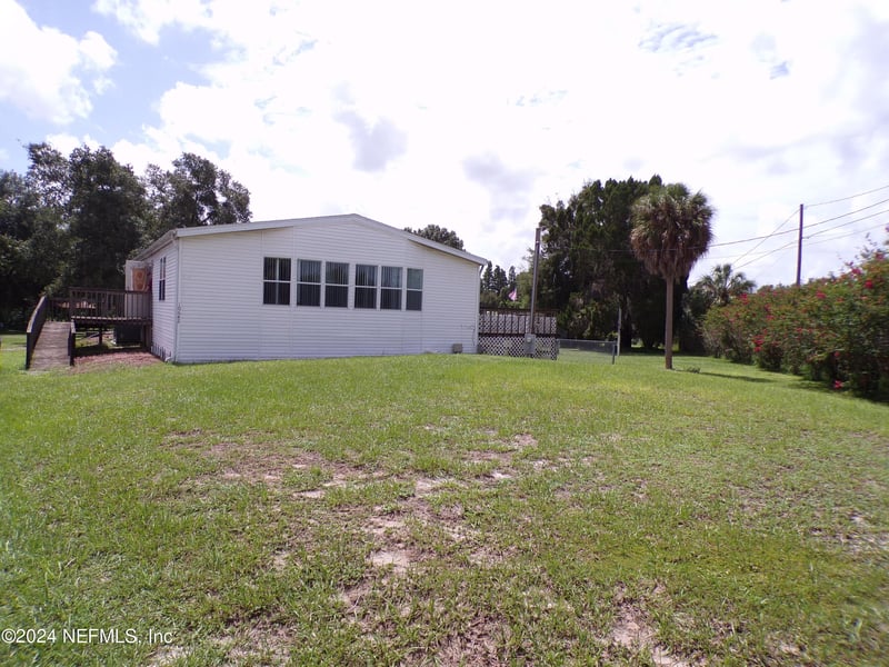 10642 East Bay Rd, Gibsonton, FL 33534