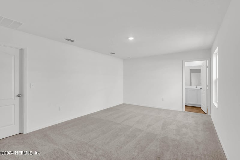 6912 Myrtle Oak Rd, Jacksonville, FL 32219