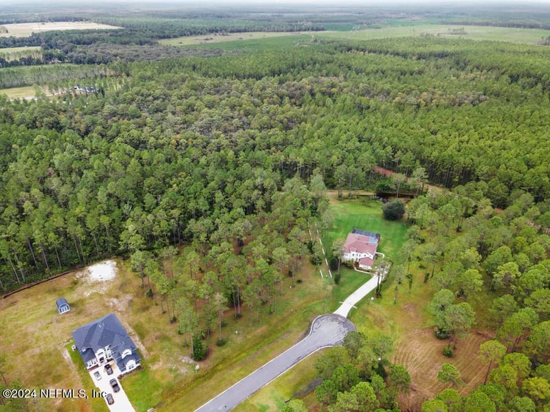 10136 Kings Crossing Dr, Jacksonville, FL 32219