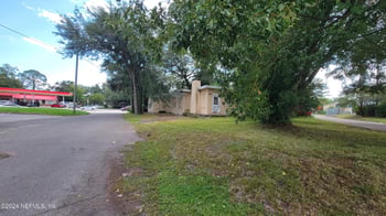 1110 Mckinlay Ct, Jacksonville, FL 32205