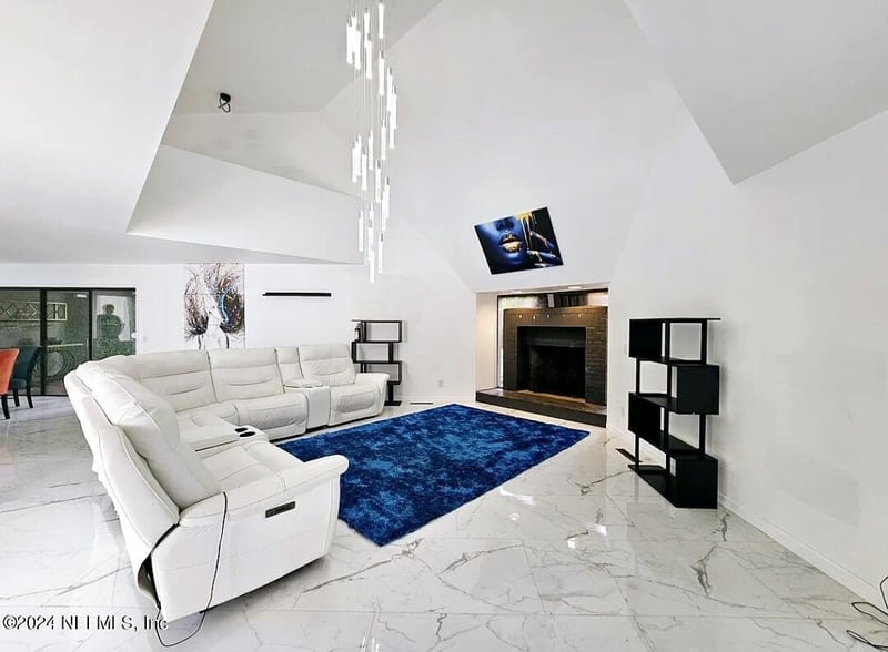 2970 Shady Dr, Jacksonville, FL 32257