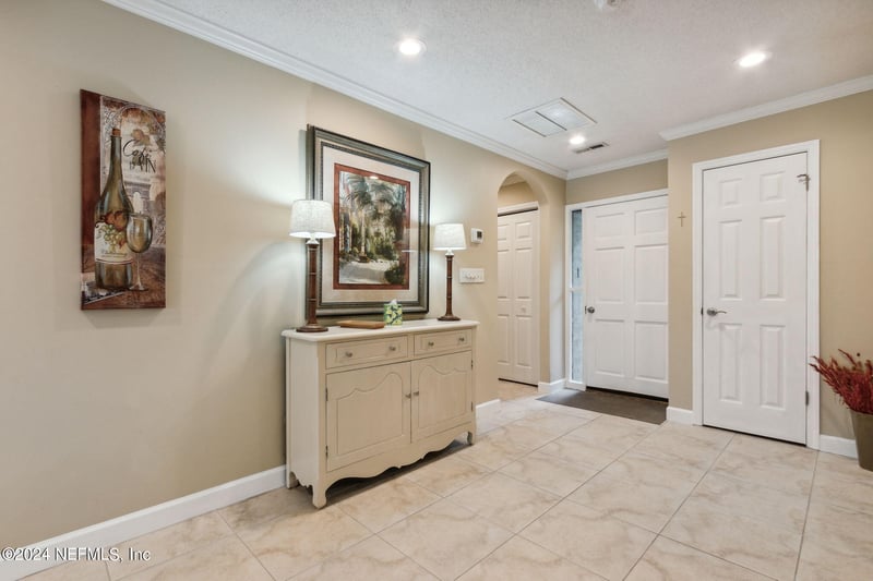 3327 Sea Marsh Rd, Fernandina Beach, FL 32034