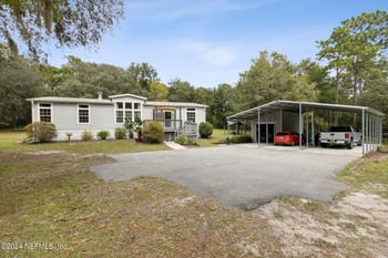 112 Silver Beach Blvd, Pomona Park, FL 32181