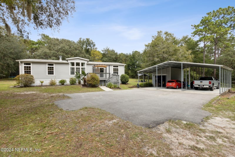 112 Silver Beach Blvd, Pomona Park, FL 32181