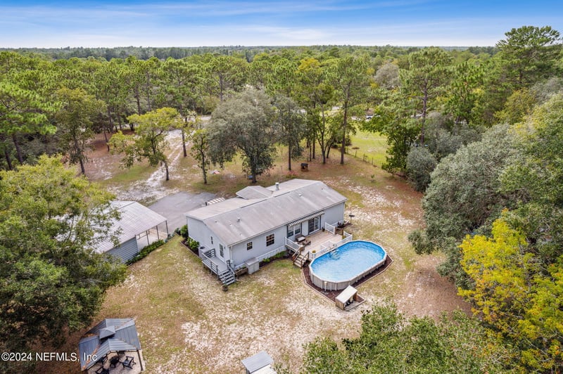 112 Silver Beach Blvd, Pomona Park, FL 32181