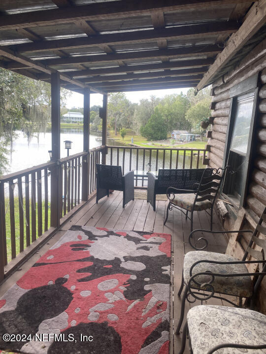 216 Lakeview Dr, Satsuma, FL 32189