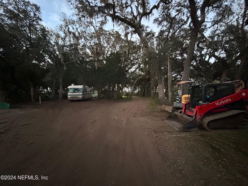 16352 Waterville Rd, Jacksonville, FL 32226