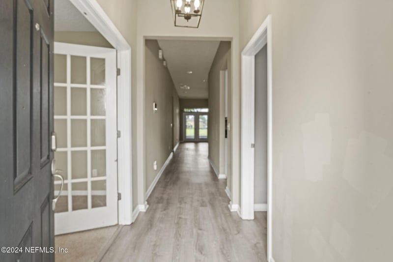 117 Pond Run Ln, Jacksonville, FL 32218