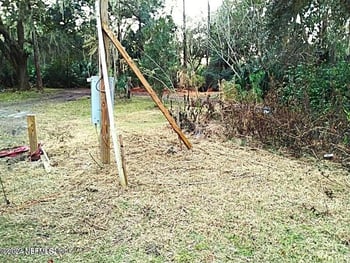 104 Riverside Ln, Palatka, FL 32177