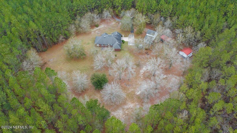 9058 Butcher Rd, Glen St Mary, FL 32040