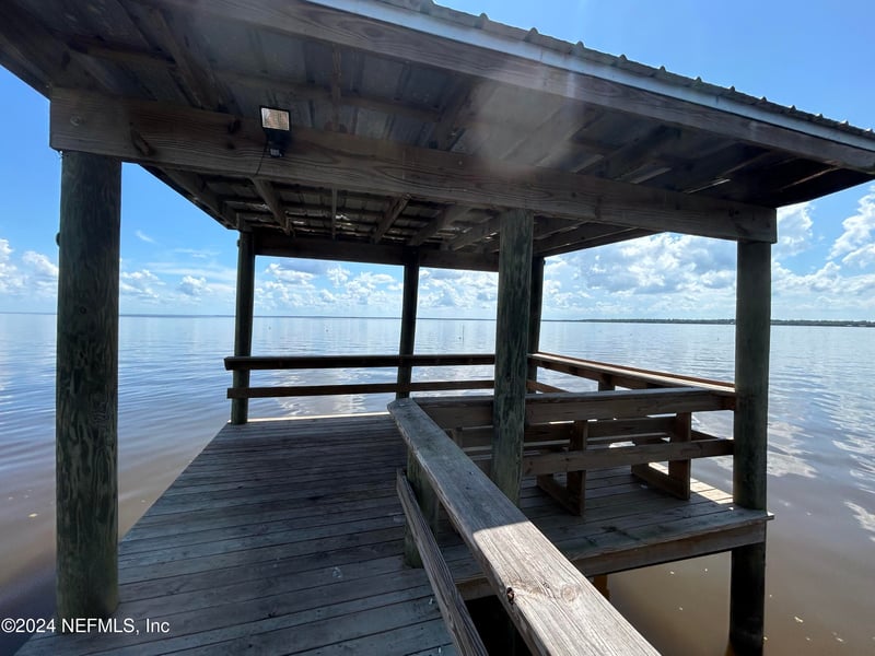 215 Northeast Blvd, Georgetown, FL 32139