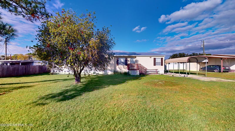 106 Ohio St, Crescent City, FL 32112