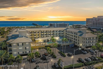 525 3rd St #213, Jacksonville Beach, FL 32250