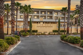 525 3rd St #213, Jacksonville Beach, FL 32250