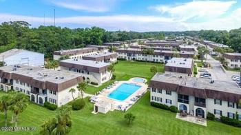 1735 El Camino Rd #5, Jacksonville, FL 32216