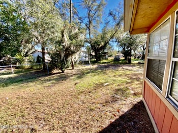 127 Mellon Rd, Palatka, FL 32177