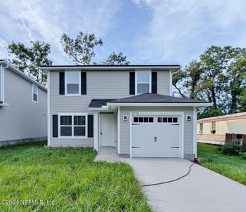 8728 Berry Ave, Jacksonville, FL 32211