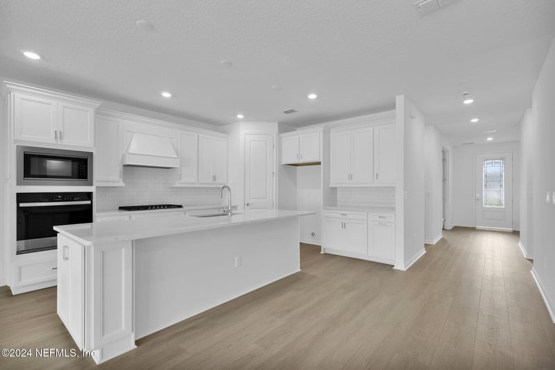 75 Salazar St, St Augustine, FL 32095