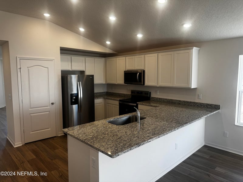 6955 Canoe Birch Rd, Jacksonville, FL 32219