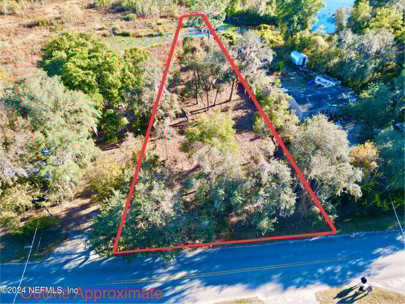 000 Ashley St, Hawthorne, FL 32640