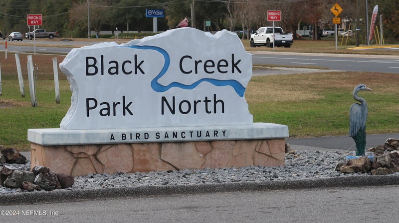 4110 Honeysuckle Cir, Middleburg, FL 32068