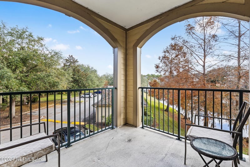 7800 Point Meadows Dr #621, Jacksonville, FL 32256