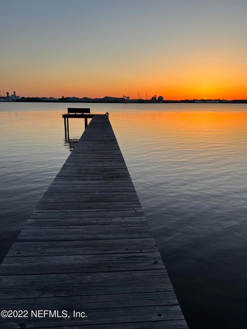 3818 Sandy Shores Dr, Jacksonville, FL 32277