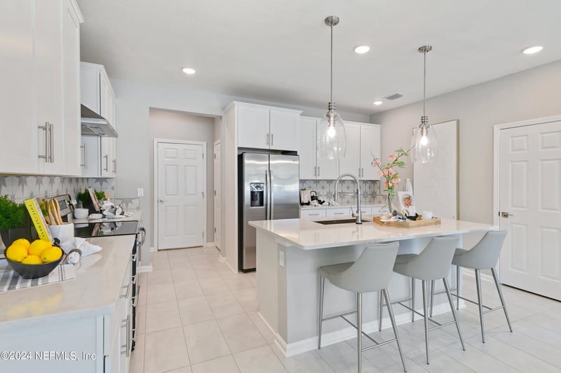 6056 Crossroads Station Dr, Jacksonville, FL 32205