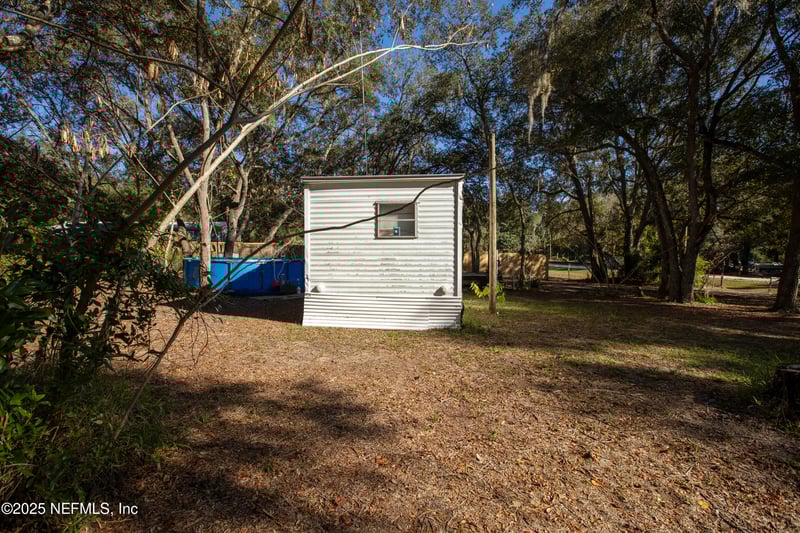 270 Bay St, Hawthorne, FL 32640